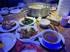 -蒙肥羊·酸汤潮牛·鲜牛肉火锅烤肉自助(岗顶店)