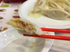 猪肉脆藕水饺-客临百思德·东北特色馆(龙湖时代天街店)
