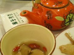 茶壶松茸汤-和记小菜(东方店)