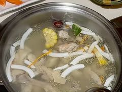 -喃喃椰·糟粕醋·椰子鸡火锅(七堡花园店)