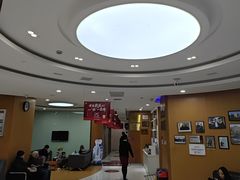 -雅悦齿科(顾村公园店)
