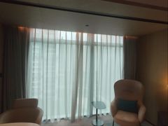 -深圳国际会展中心希尔顿酒店(前海华发冰雪世界店)