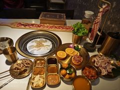 -炼火烤肉店