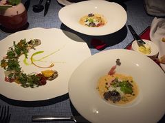 -弦月窗LUNETTE BY AMANDA(复兴路店)