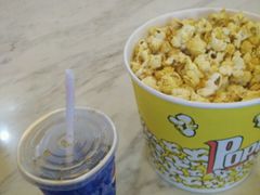 -哈艺时尚影城(海珠赤岗店)