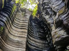 -梭布垭石林景区