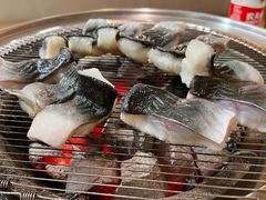 -围炉肉舍•炭烤活鳗•丹东海鲜烤肉(步行街店)