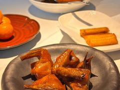 脆炸乳鸽-荣小馆(安达仕店)