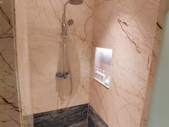 -汉拿山温泉度假酒店