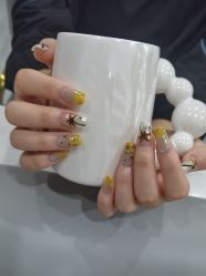 -雅洁美甲美睫