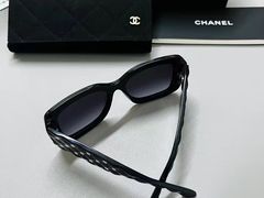 -目艮眼镜SHOWROOM(品牌集合店)