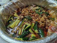 -周良天山牛杂城(天山路总店)