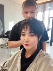 -C-18 SALON