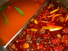 -湊湊火锅·茶憩(新中关购物中心店)