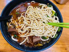 -志权牛肉面(灵山路店)