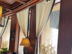 -八府香鸭·啫啫煲(华山路店)