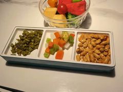 -荷塘秋月·本帮江浙菜(国权路店)