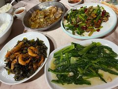 -鲤鱼塘农家山庄