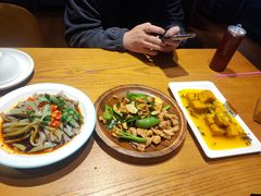 -隔壁老王·家常云南菜(花巷店)