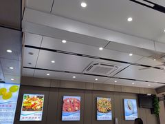 -丹水桥地锅鱼·翘嘴鲌·地方特色全鱼宴(丹江口大坝店)