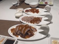 -皇城根·鲁菜济南菜·吊炉烤鸭·炒鸡鱼头(济南旗舰店)