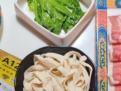 -京城阁·南门涮羊肉.小龙虾烧烤(松江九亭店)