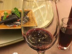药材浸乌鸡-沙龙酒家