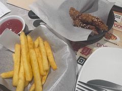 -必胜客(上海新南方商城PH店)