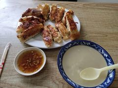 素三鲜锅贴-一品鲜鱼锅贴(人民一路店)