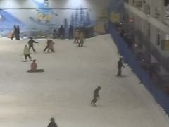 -乔波室内滑雪场