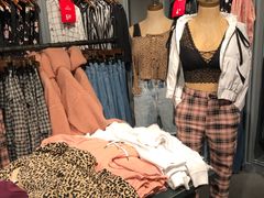 -Hollister(天环广场店)