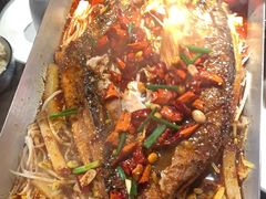 -鸣记脆皮烤鱼·海鲜烤鱼(亿合城店)