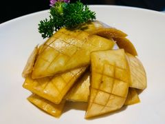 酱萝卜-吴越荣记苏州菜·松鼠桂鱼100%活鱼现做(斜塘老街店)