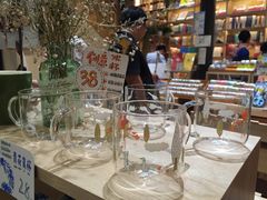 -猫的天空之城概念书店(杭州南宋御街店)