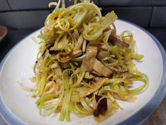 马家沟芹菜拌豆皮-蠔友汇(皇姑店)