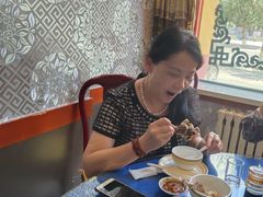 -玛拉沁艾力手把肉蒙餐