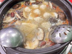-花苑美食横琴生蚝火锅(拱北粤华路店)