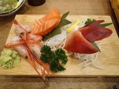 -泰居酒屋日式料理烧肉