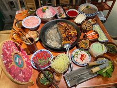 -周小明火锅(黑金冠社区店)