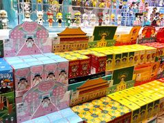 -泡泡玛特POPMART(上海环球港店)