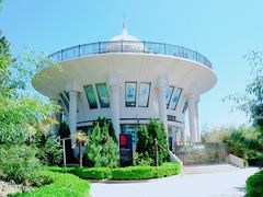-莫内艺术岛海景咖啡