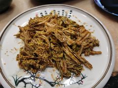 乾隆白菜-吴记百姓菜馆·北京菜·烤鸭(故宫店)