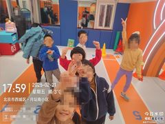 -悦动体能篮球羽毛球网球(三里河店)