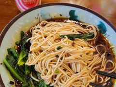 -阿依娘镇店豌杂面(三峡广场店)