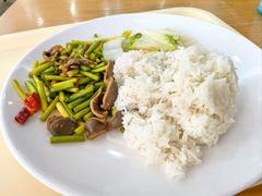 -笔架山食堂