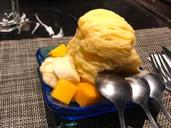 芒果绵绵冰-半秋山西餐厅(巴南万达广场店)