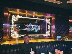 -温莎KTV(珠江路店)