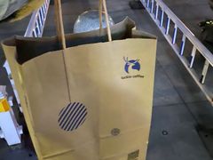 -瑞幸咖啡(杭州绿地中央店)