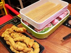 -串门邻居串串火锅(云南南路店)