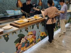 -梅园国际大酒店·自助餐厅(光明港店)